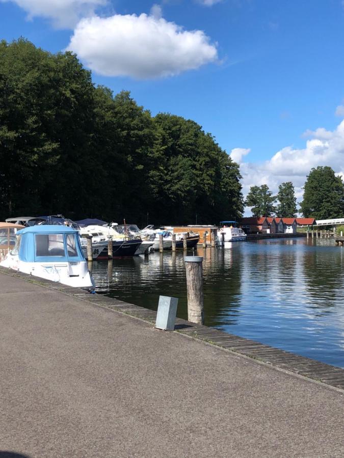 Ferienhaus ˋlichtblickˋ Rheinsberg Buitenkant foto